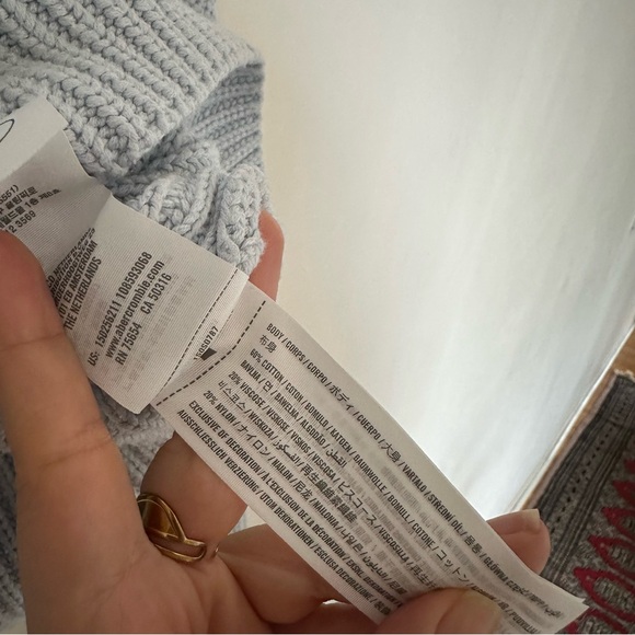 Abercrombie & Fitch Avery Turtleneck Crop Sweater in Blue Size Small - Picture 6 of 6